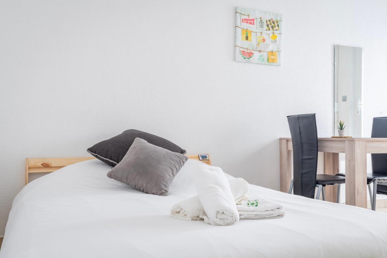 Appartement Petit Cronenbourg - GOLDEN TREE - WIFI - 5 min gare de Strasbourg Extérieur photo